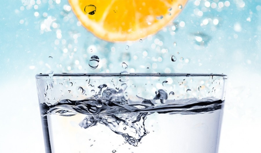 Agua y cítricos, buena combinación para reducir la celulitis
